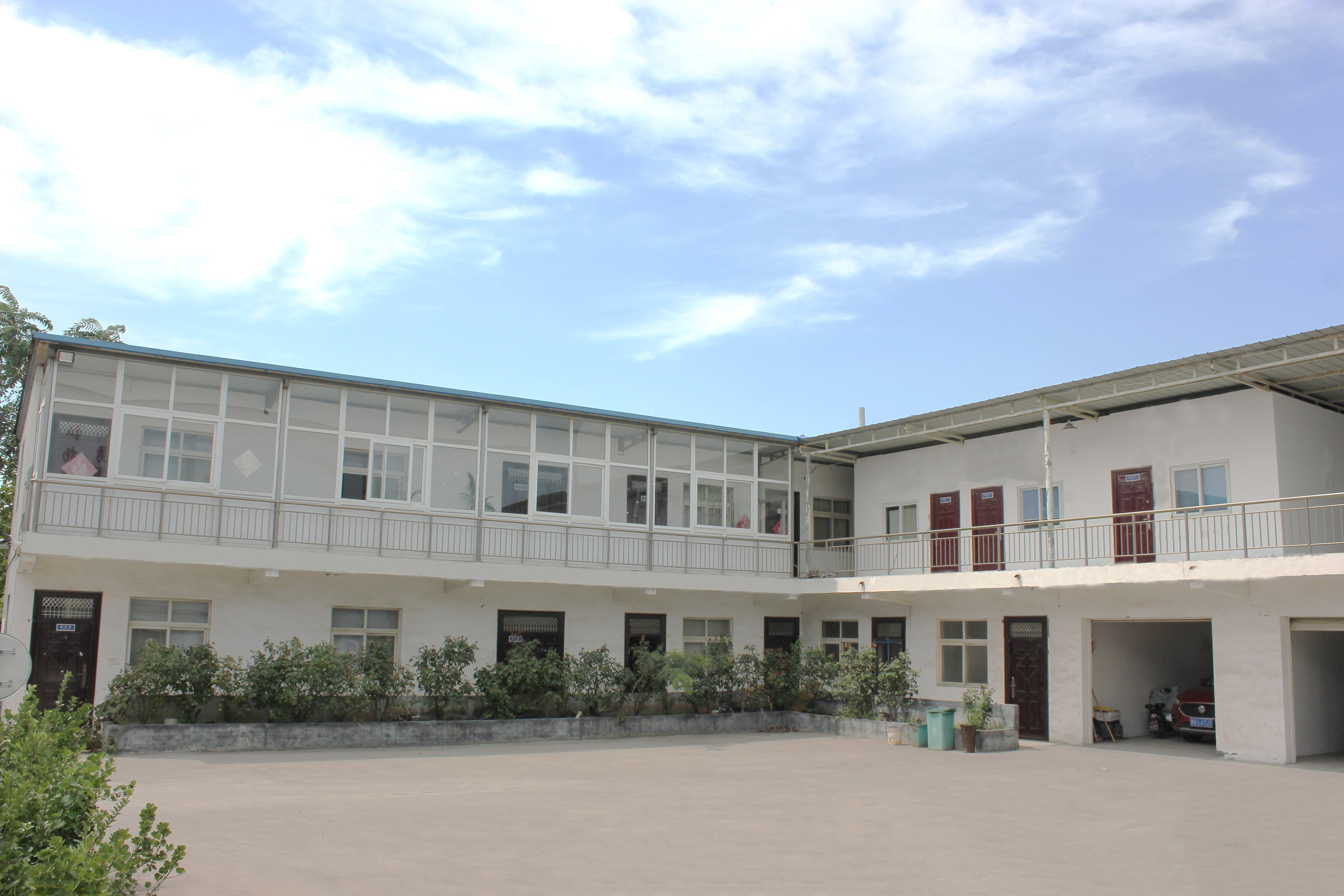 新鄉(xiāng)市福澤機(jī)械全體員工祝您中秋快樂(lè) 雙節(jié)同樂(lè)！